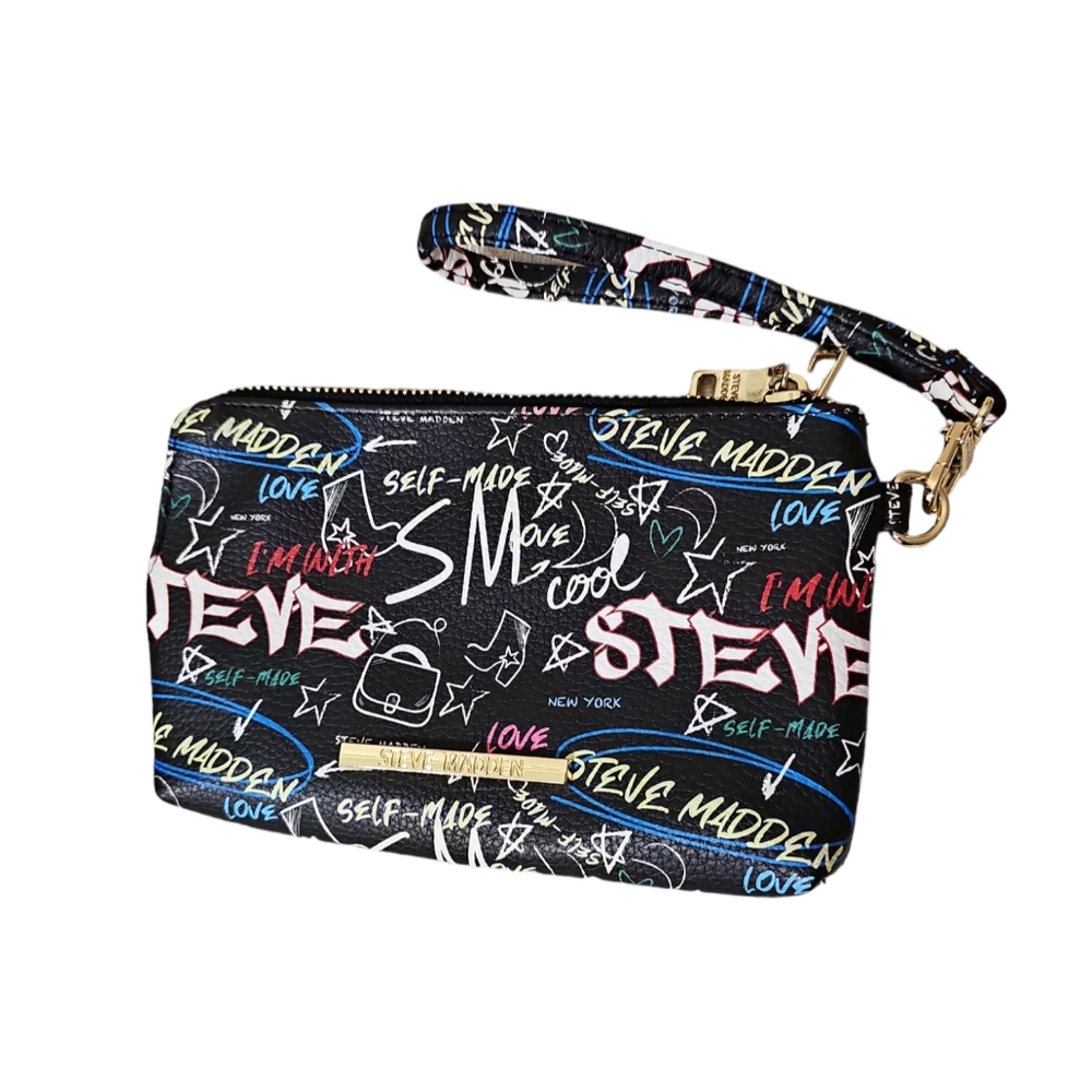 Steve Madden Wristlet